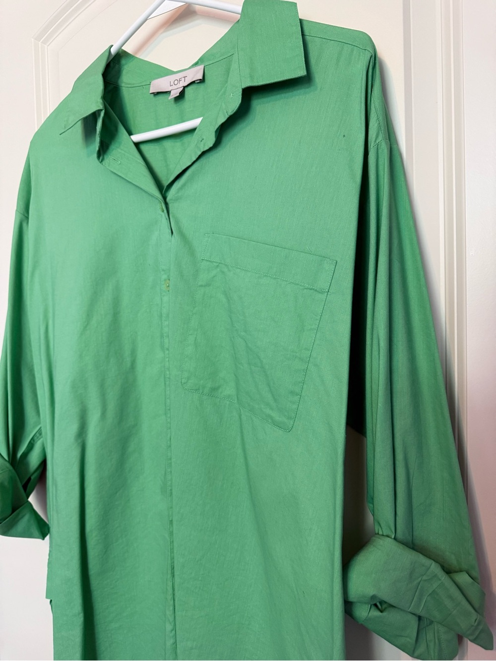LOFT Women’s Classic Button-Up Shirt - Green - Picture 4 of 5